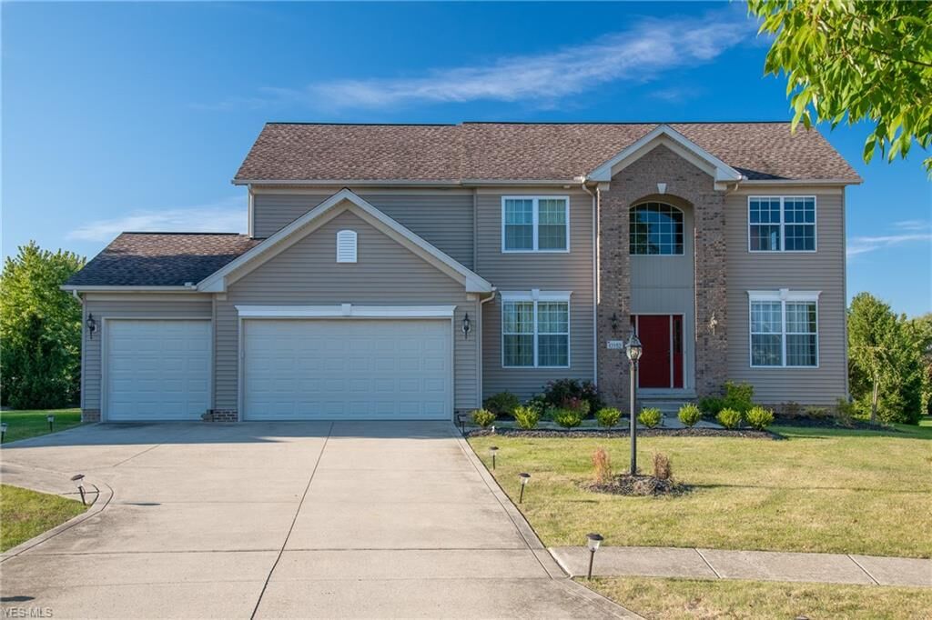 Property Photo:  10352 Kerwick Court  OH 44202 