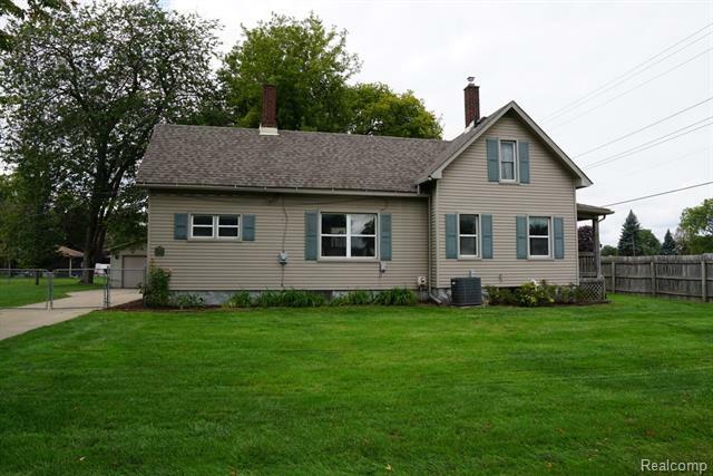 Property Photo:  36925 Briarcliff Road  MI 48312 