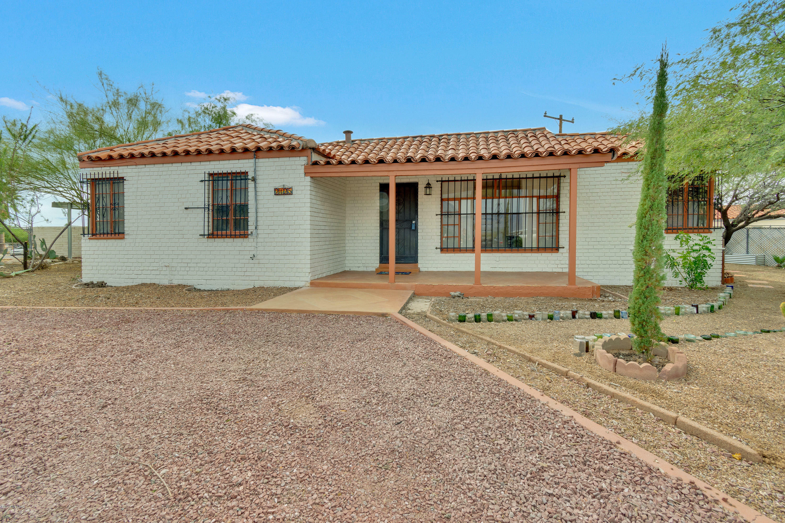 Property Photo:  2125 N First Avenue  AZ 85719 