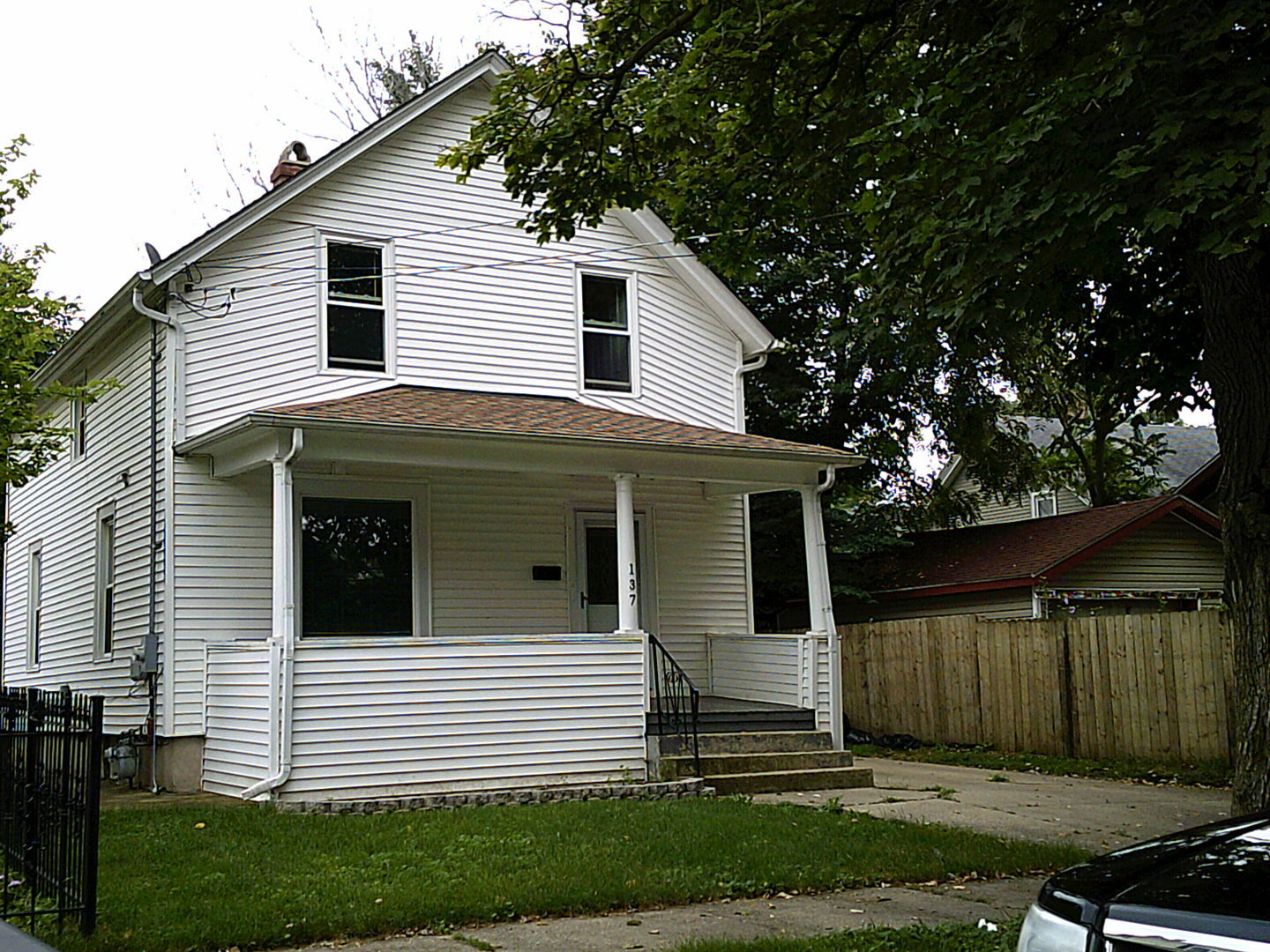 Property Photo:  137 North East Avenue  IL 60505 