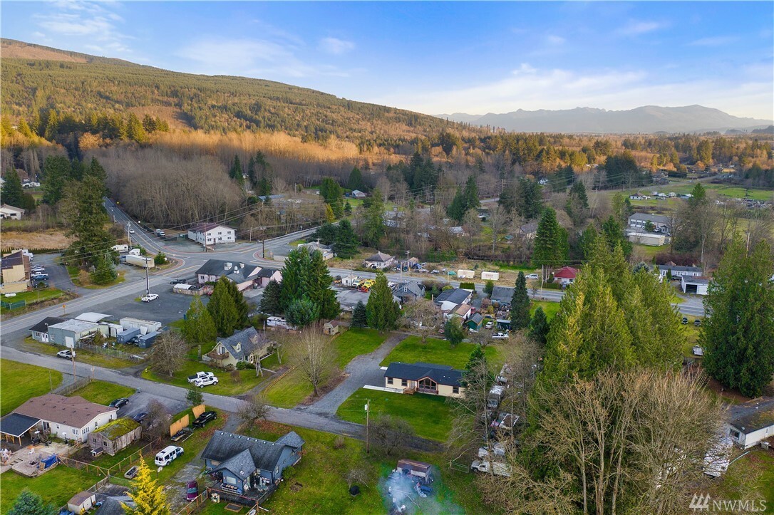 Property Photo: 18630 Abbey Place WA 98229