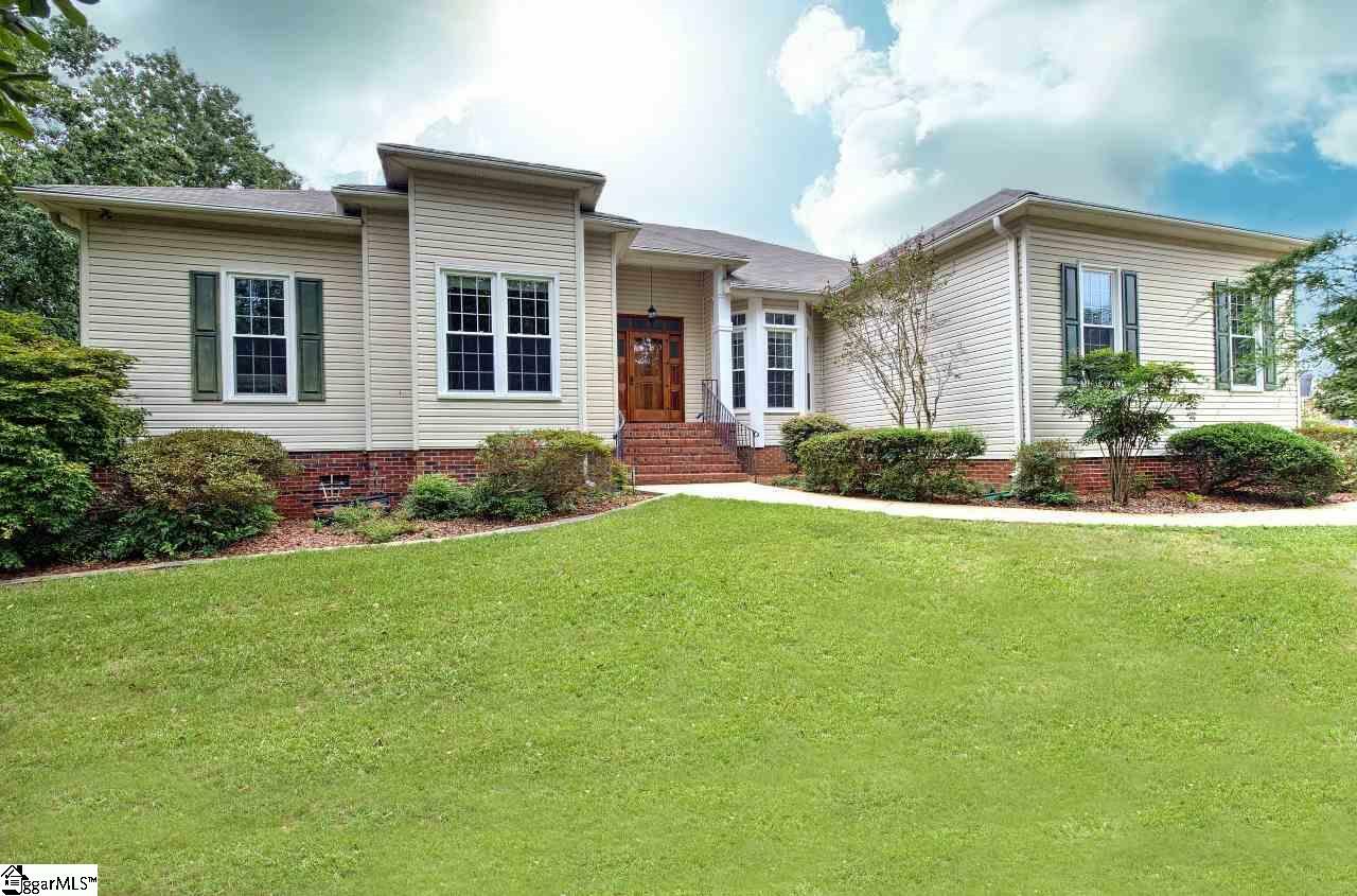 Property Photo:  101 Chetsworth Lane  SC 29607-5210 