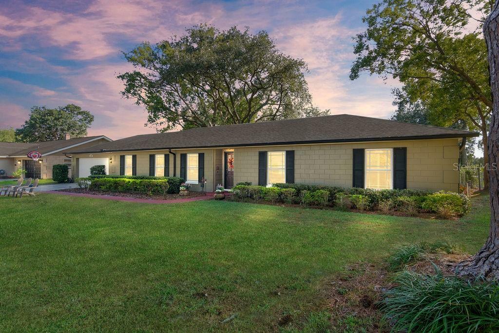 Property Photo: 2830 Summerfield Road FL 32792