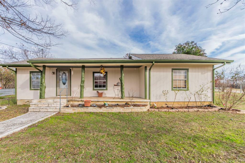 Property Photo:  708 Tremont Street  TX 76086 