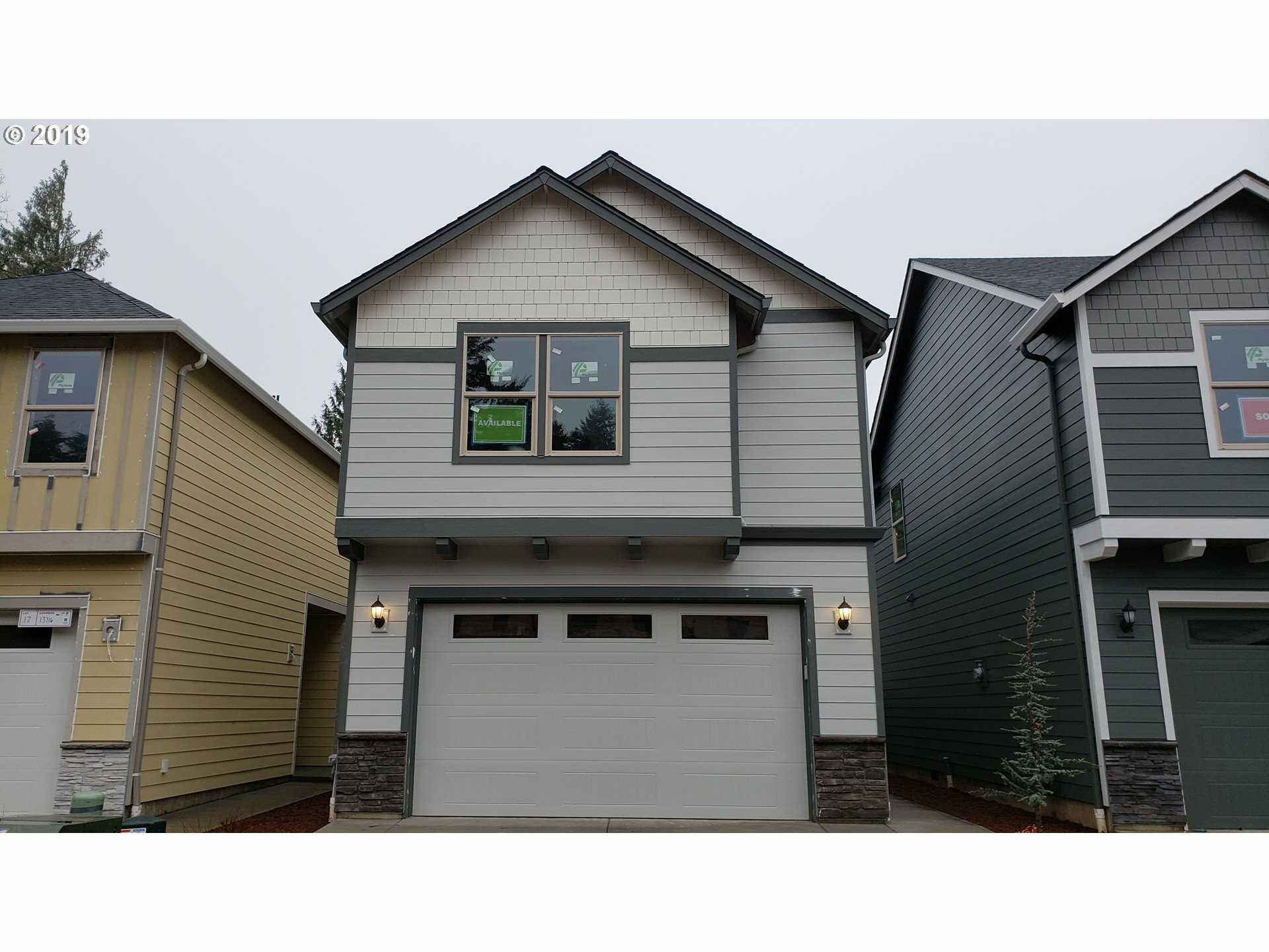 Property Photo: 13720 NW 7th Pl WA 98685