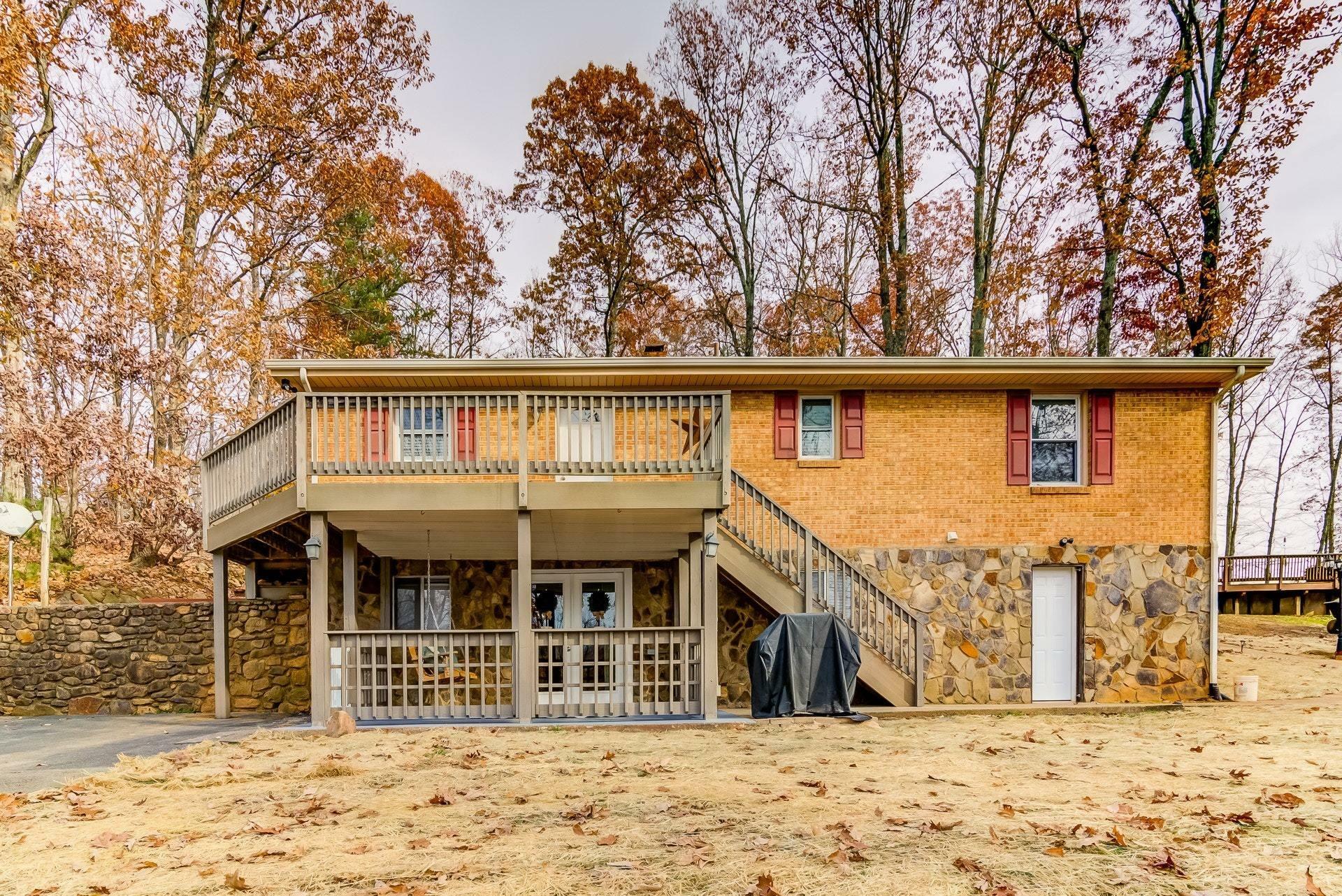 Property Photo:  1575 Rosemont Ln  VA 24179 