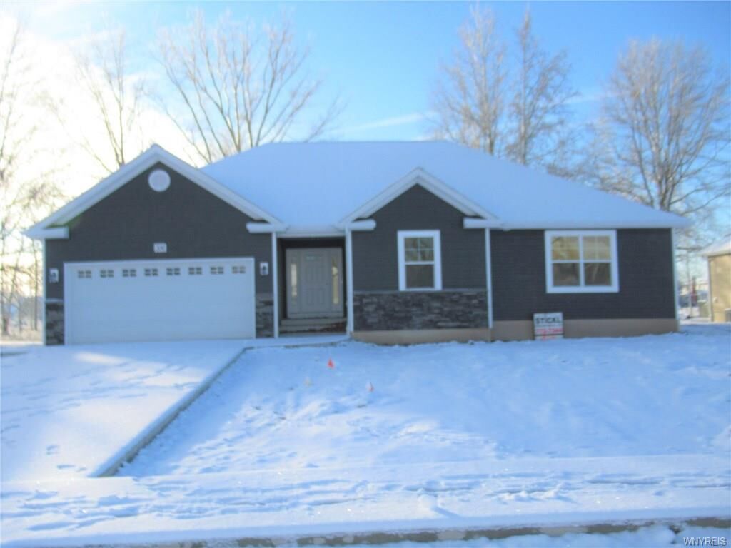 Property Photo:  316 Havenwood Lane  NY 14072 