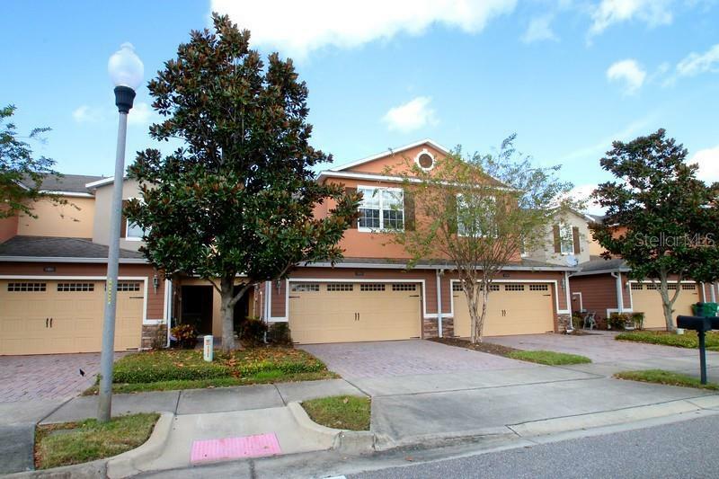 Property Photo:  1110 Priory Circle  FL 34787 