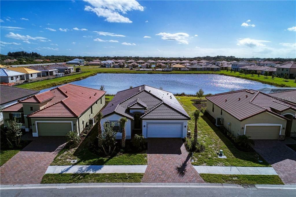 Property Photo:  9899 Wingood Drive  FL 34292 