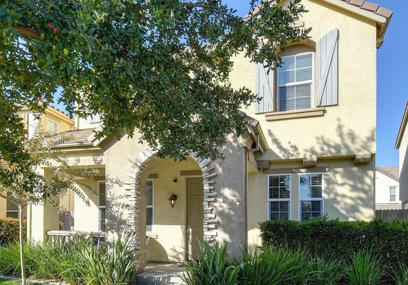 Property Photo:  701 Wapello Circle  CA 95835 