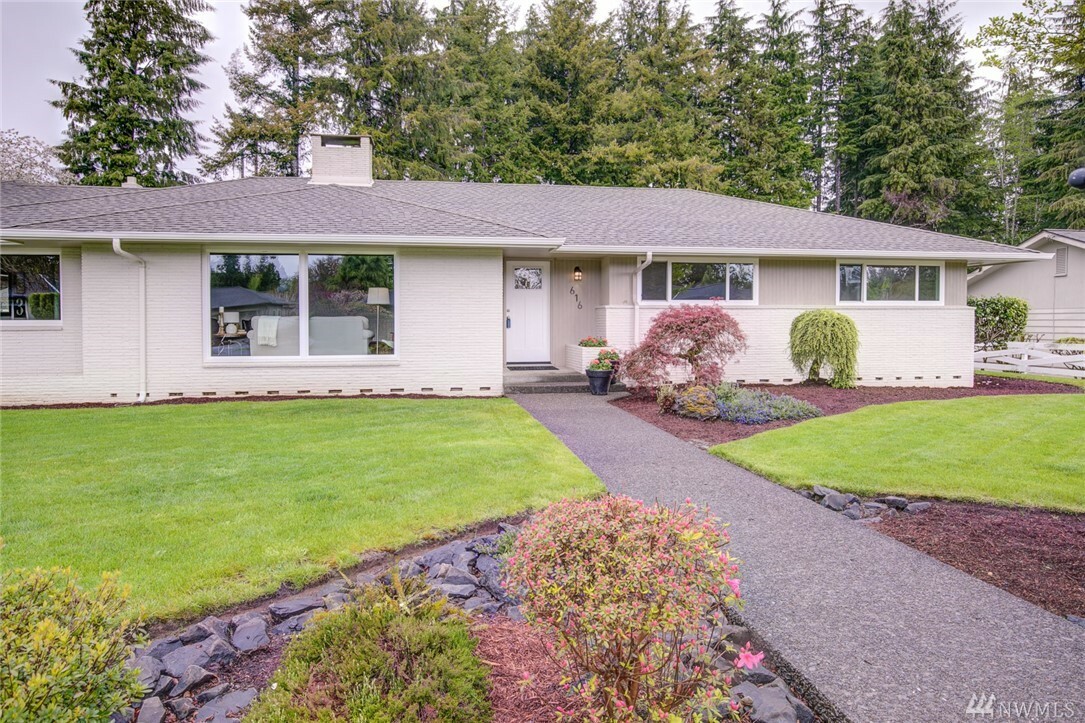 Property Photo:  616 Bel Aire Ave  WA 98520 