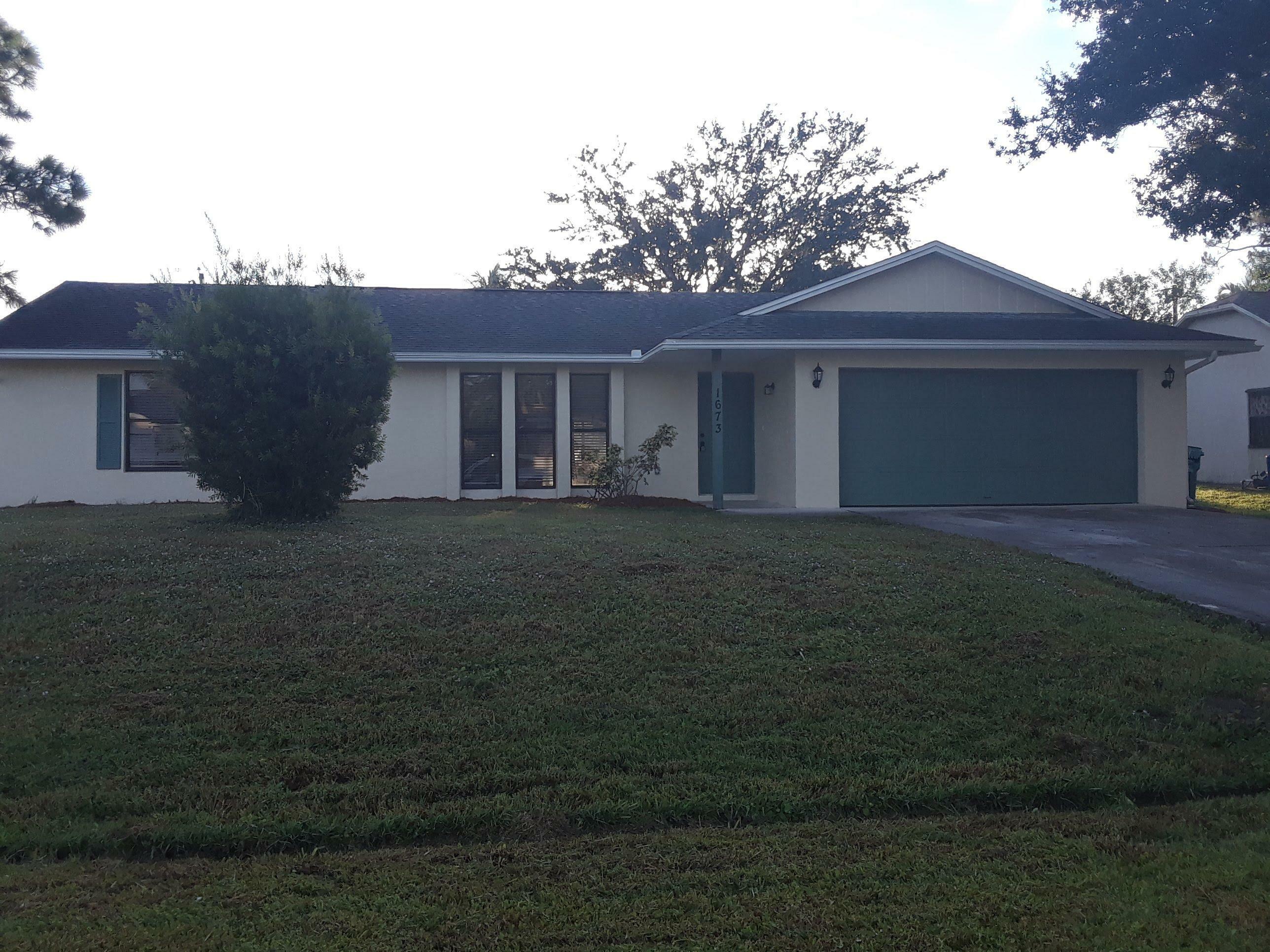 Property Photo:  1673 SE Pleasantview Street  FL 34983 