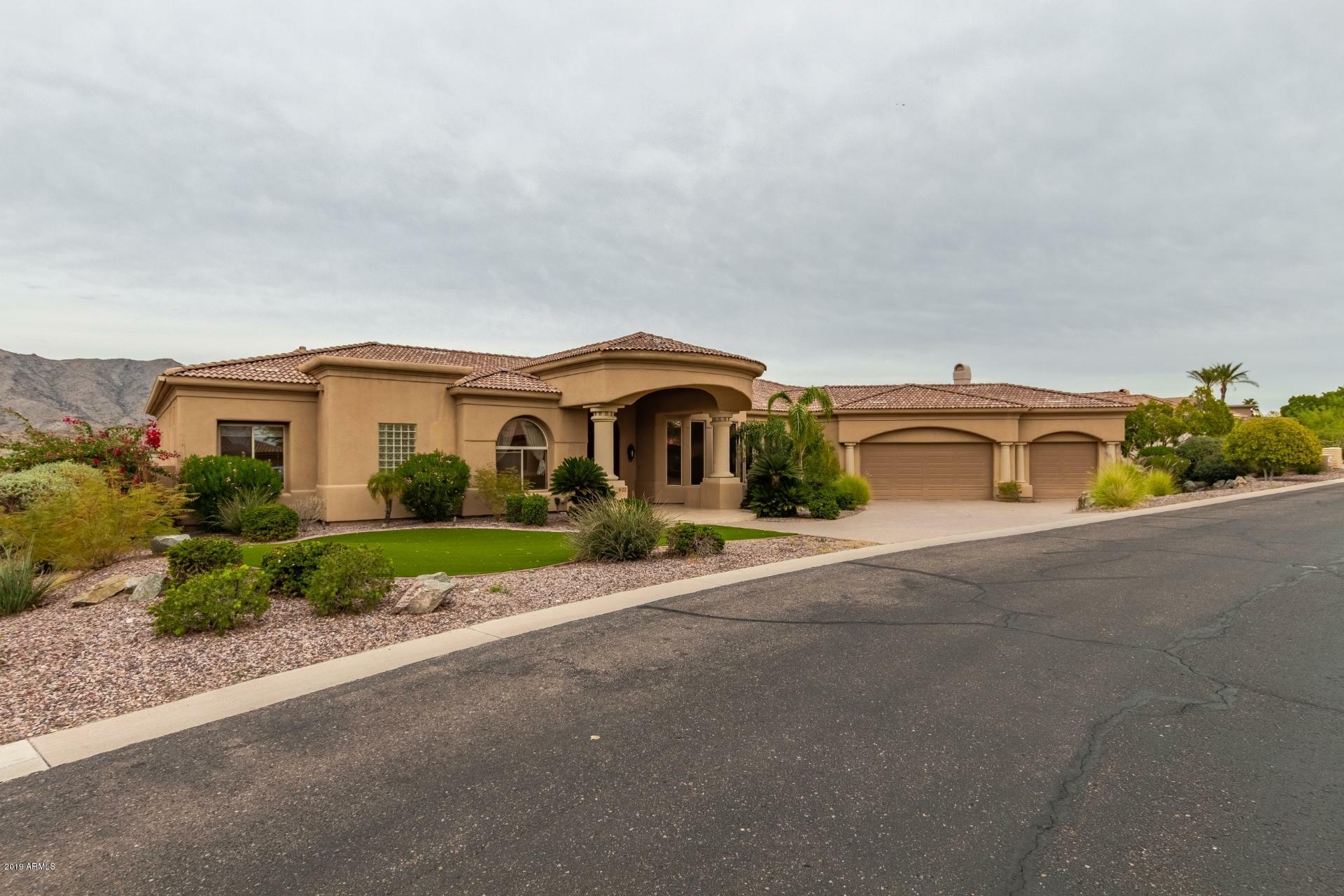 Property Photo:  402 E Windmere Drive  AZ 85048 