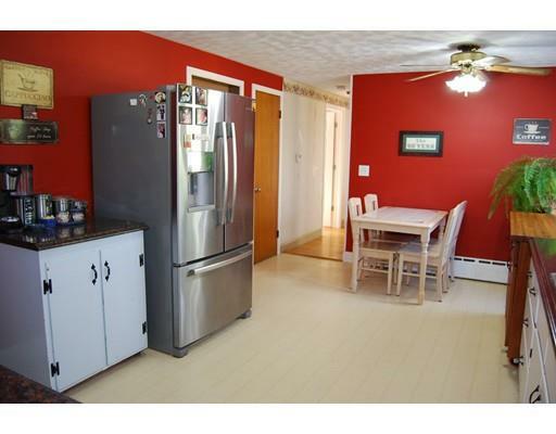 Property Photo: 21 Claremont Ave CT 06082