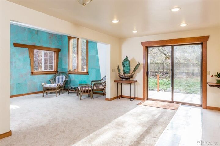 Property Photo:  380 E Moore Street  WA 98339 