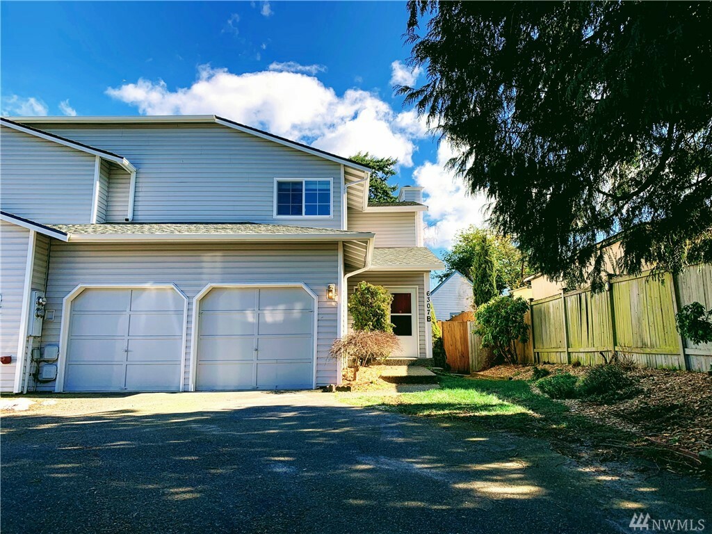 Property Photo:  6307 Berkshire Dr B  WA 98203 