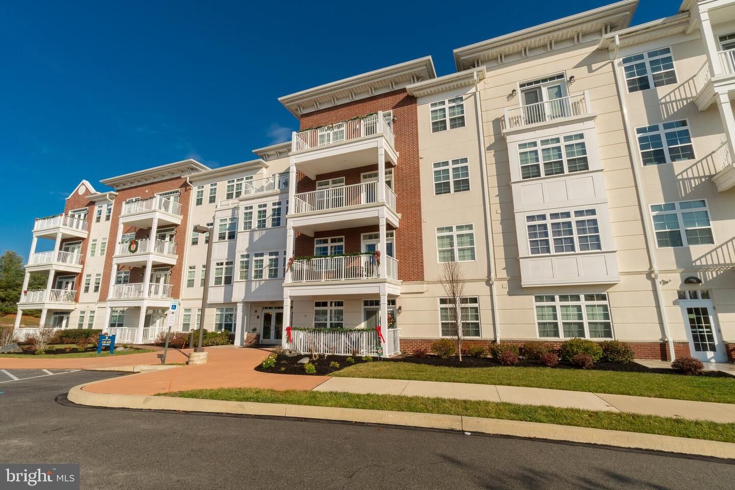 Property Photo: 121 Gilpin Dr A202 PA 19382