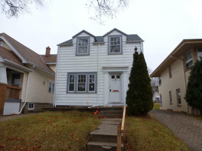 Property Photo: 1910 N 59th St WI 53208