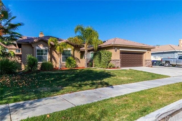 Property Photo:  1243 Stepstone Court  CA 92545 