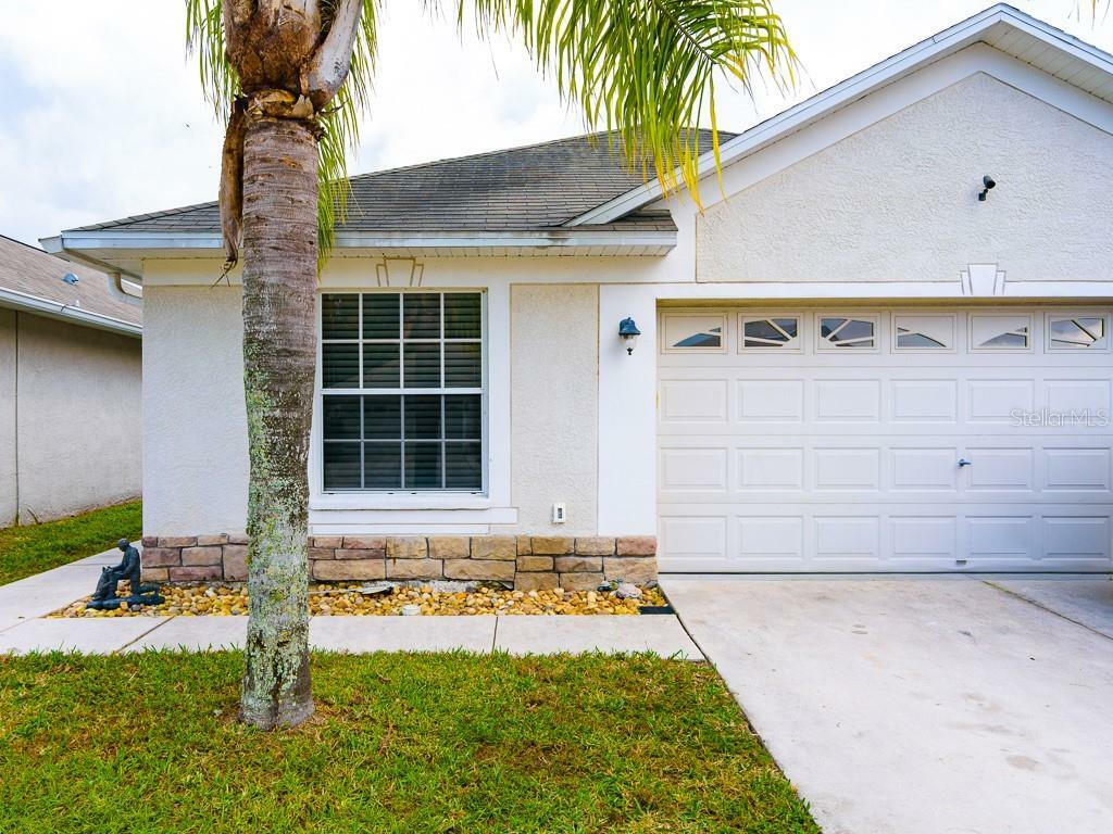 Property Photo:  25906 Crippen Drive  FL 34639 