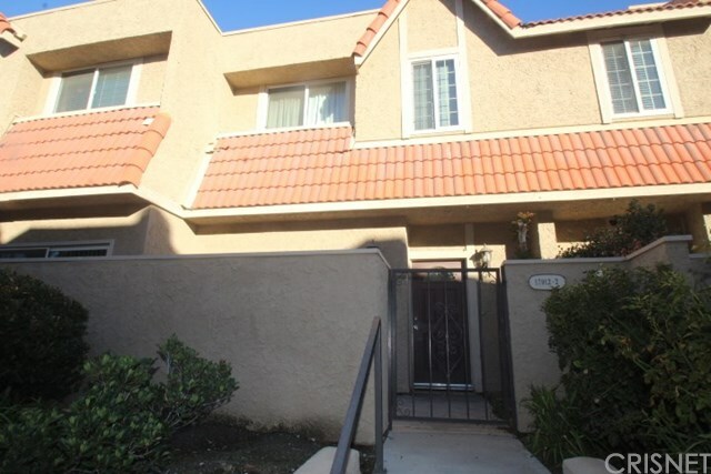 17912 River Circle 2  Canyon Country CA 91387 photo