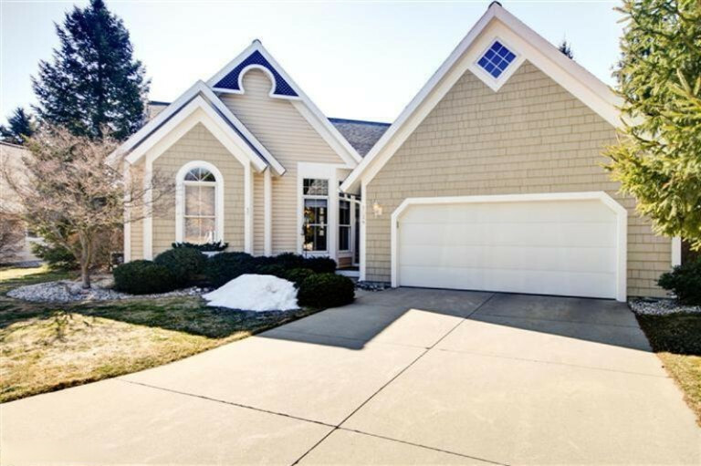 Property Photo:  1024 Pebble Stone Street  MI 49424 