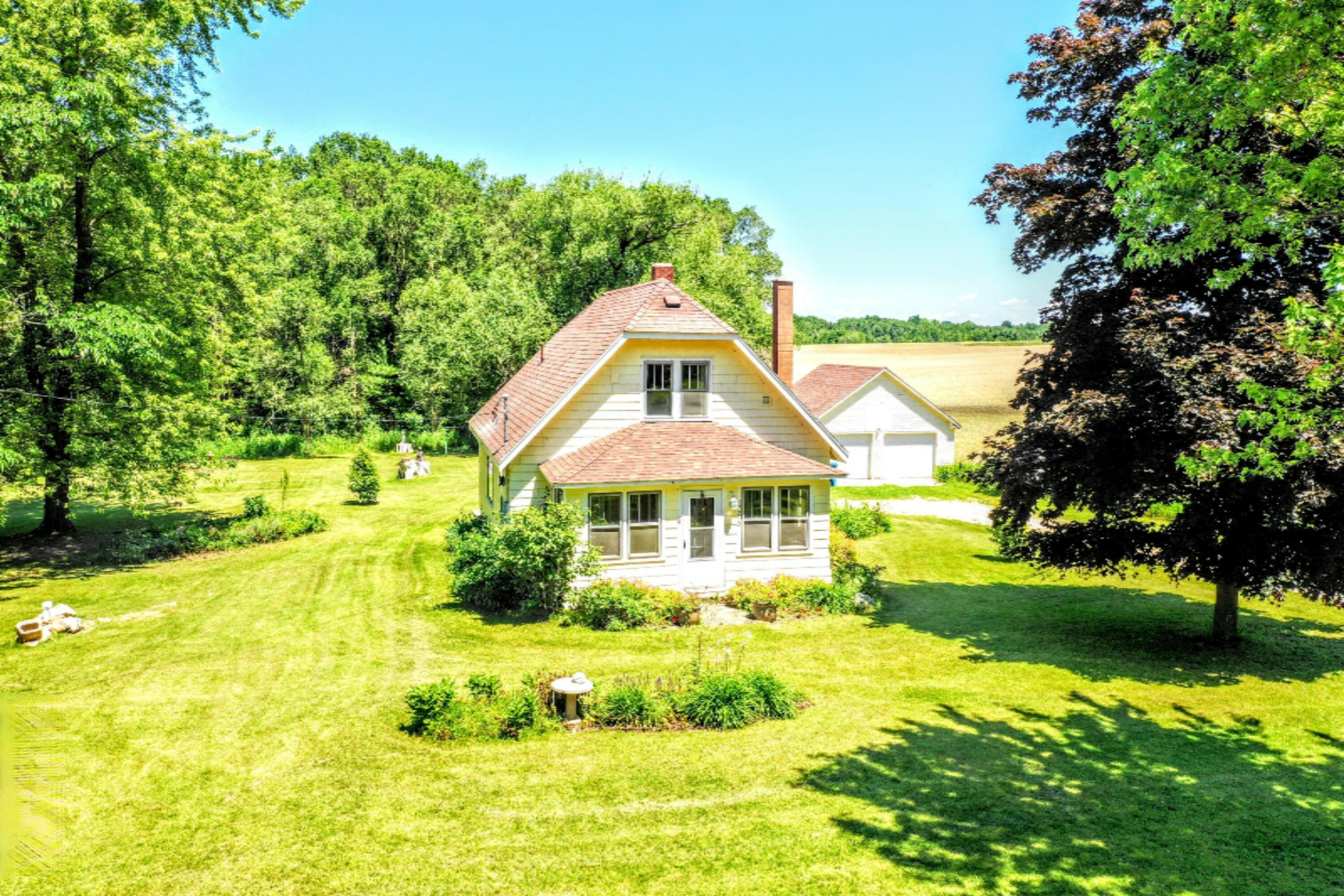 Property Photo:  17210 McKinley Road  MI 49307 