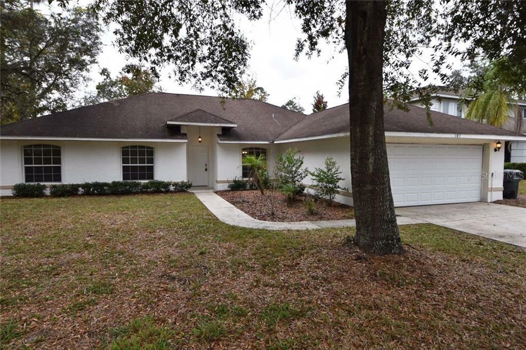 Property Photo:  101 Thousand Oaks Boulevard  FL 33896 