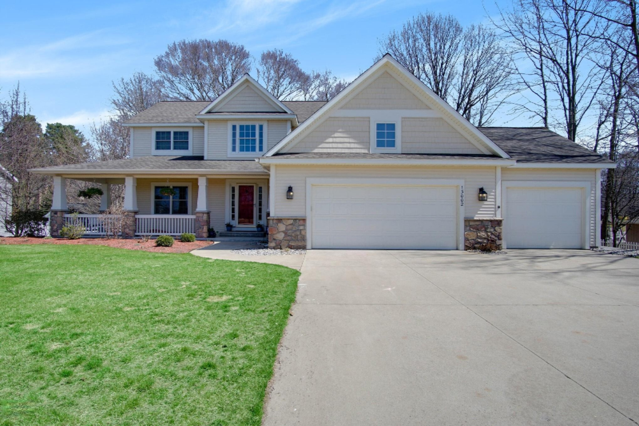 Property Photo: 13002 Woodrush Drive MI 49417