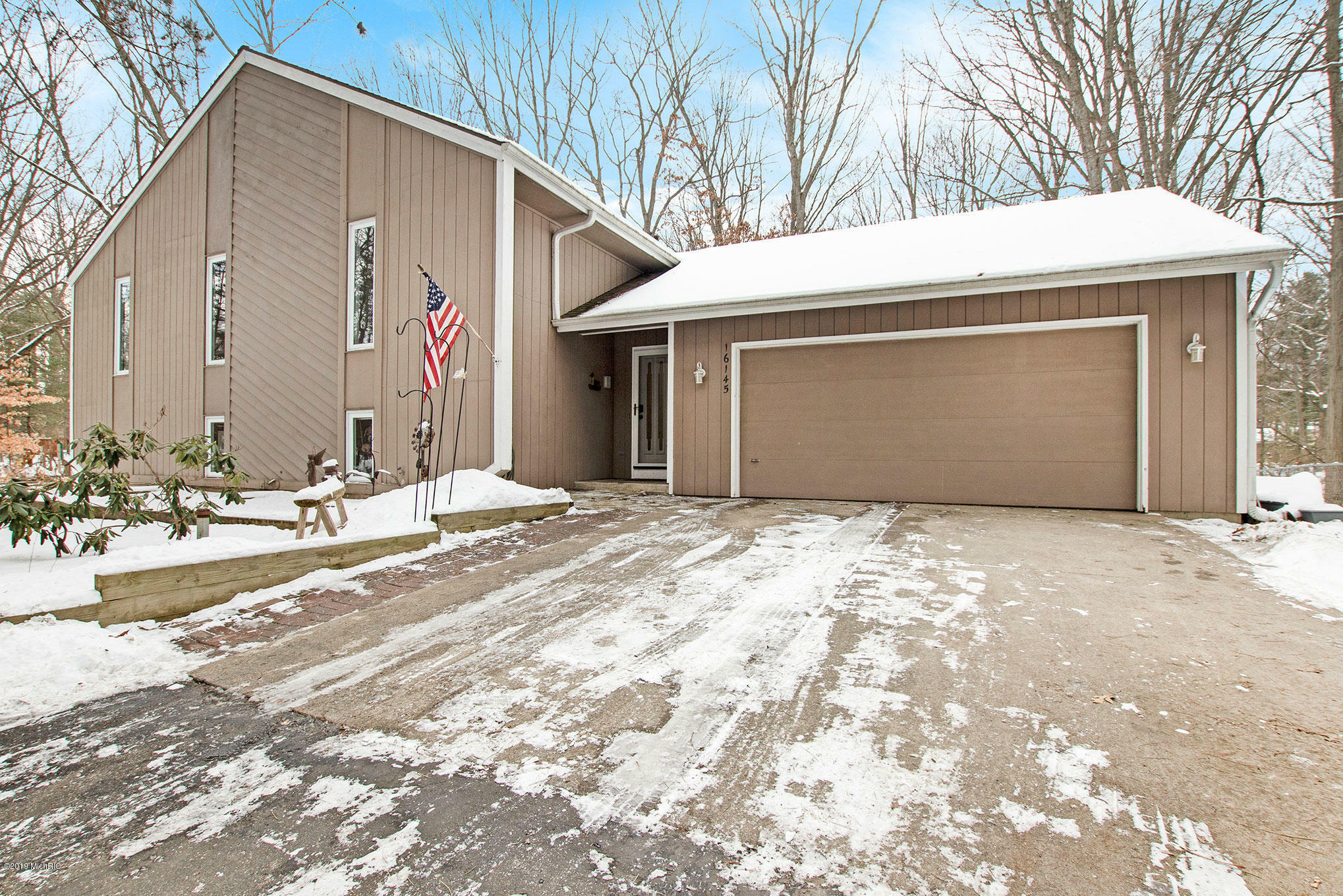 Property Photo:  16145 Red Pine Court  MI 49424 