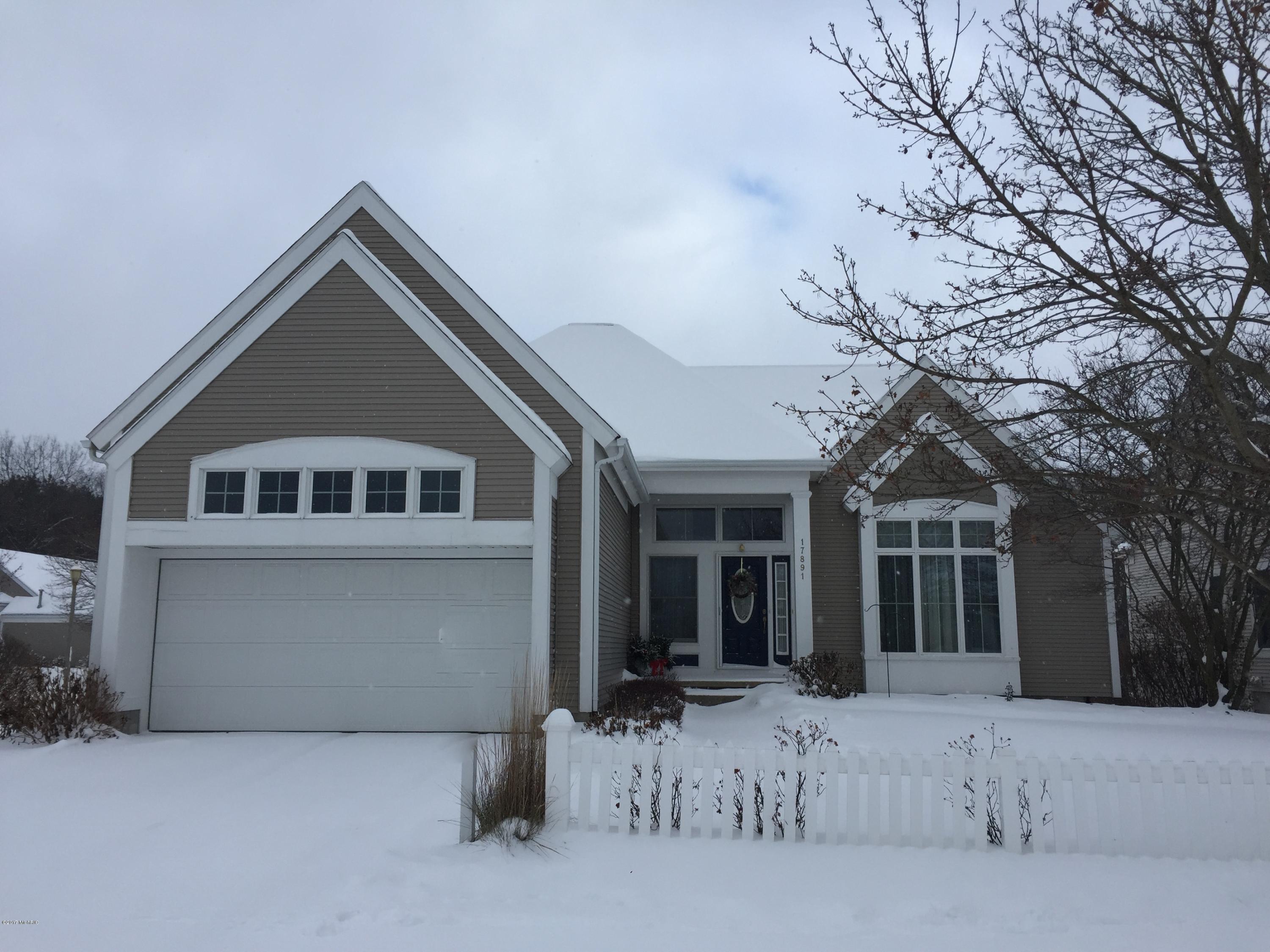 Property Photo: 17891 Woodcreek Lane MI 49456