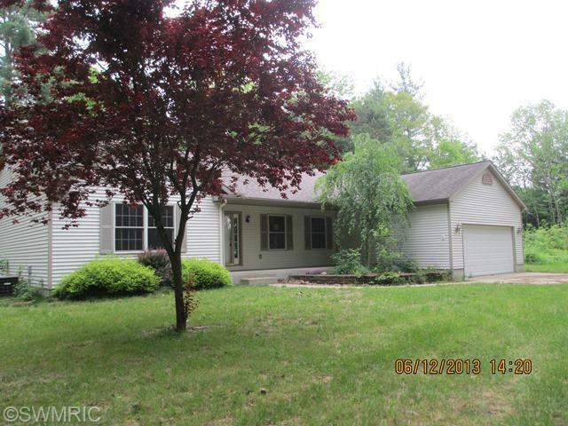 Property Photo:  4091 Knotty Pine Trail  MI 49327 