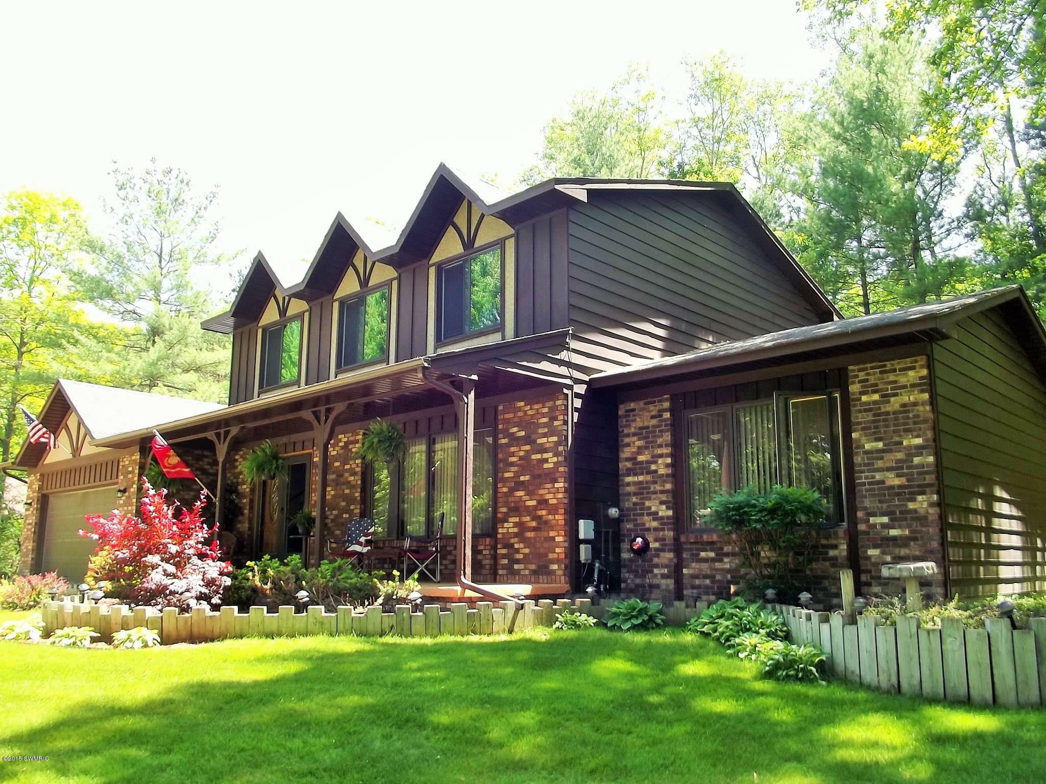 Property Photo:  19459 Golfview  MI 49307 