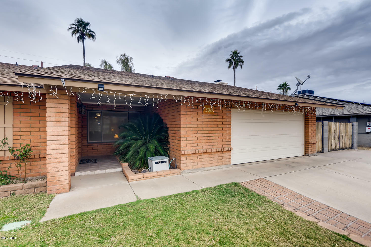 Property Photo:  308 E Keogh Drive  AZ 85022 