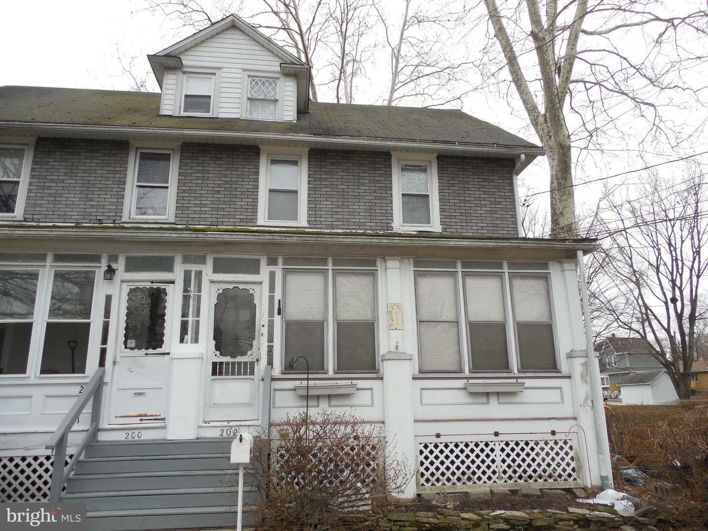 Property Photo:  202 Walnut Street  NJ 08106 