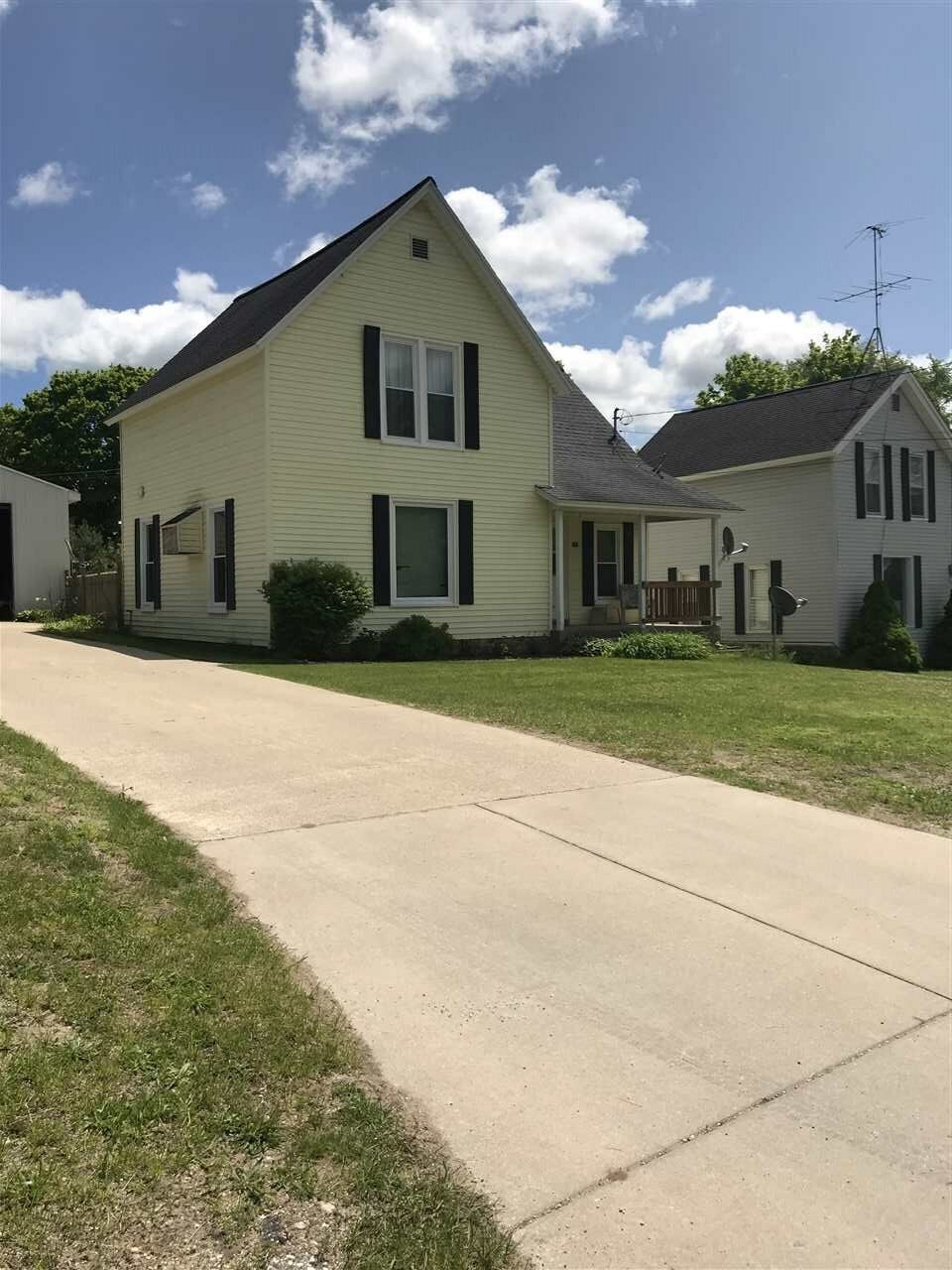 Property Photo: 305 Maple MI 49727