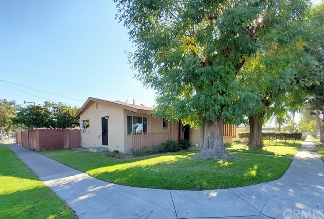 Property Photo:  202 S Grand Avenue  CA 92804 