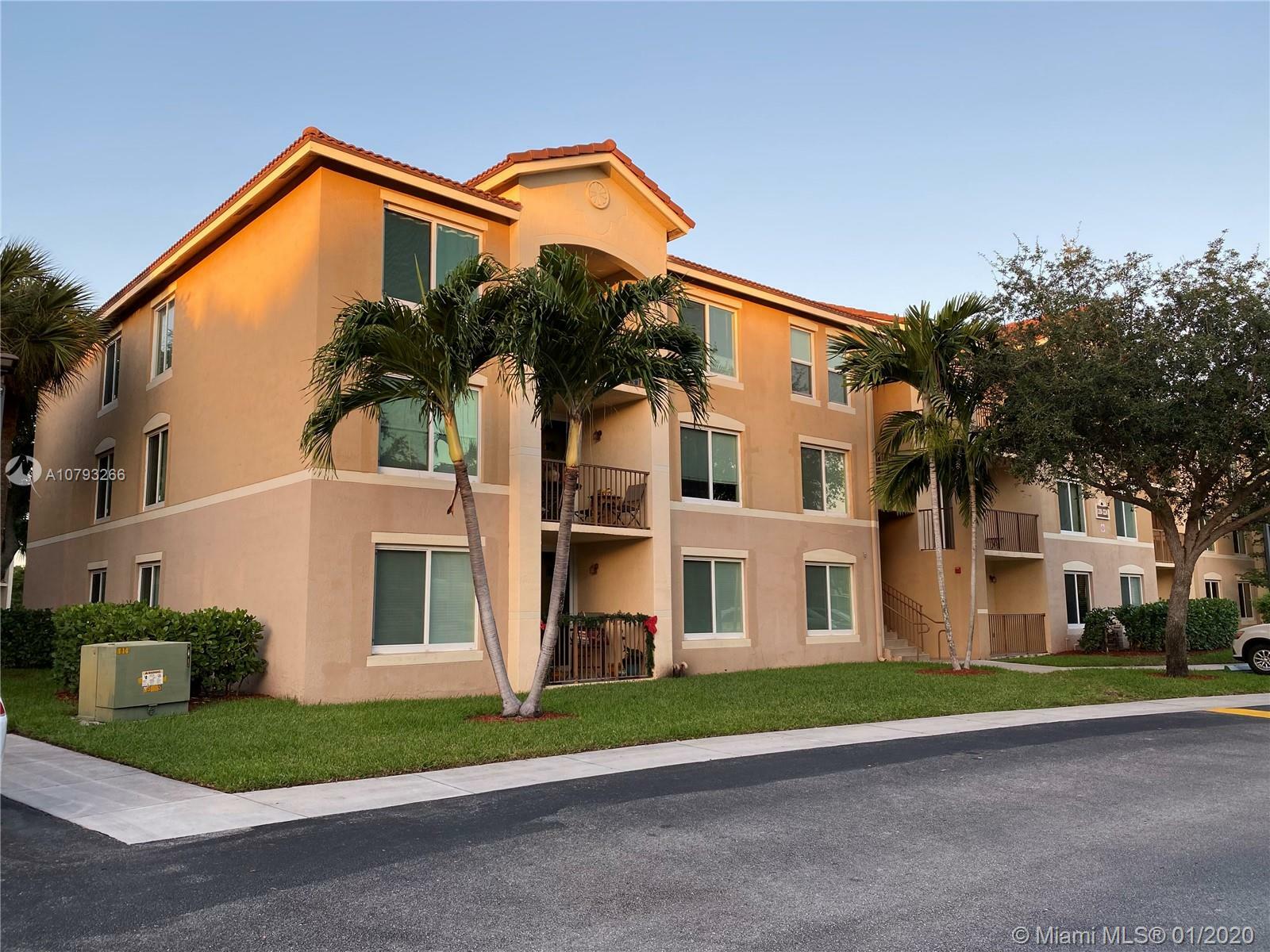 Property Photo: 1101 Villa Ln #1101 FL 33435