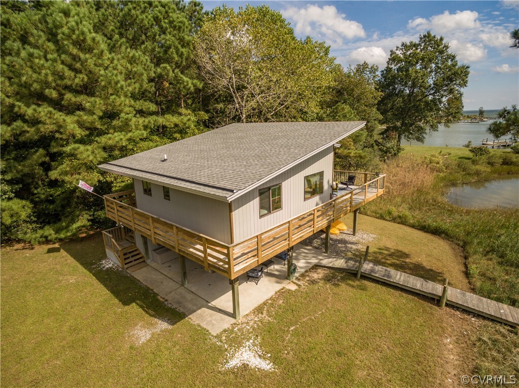 Property Photo: 142 Richmond Road VA 23043