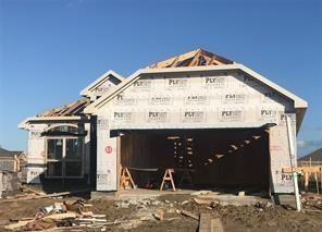 Property Photo: 3007 Royal Albatross Drive TX 77590