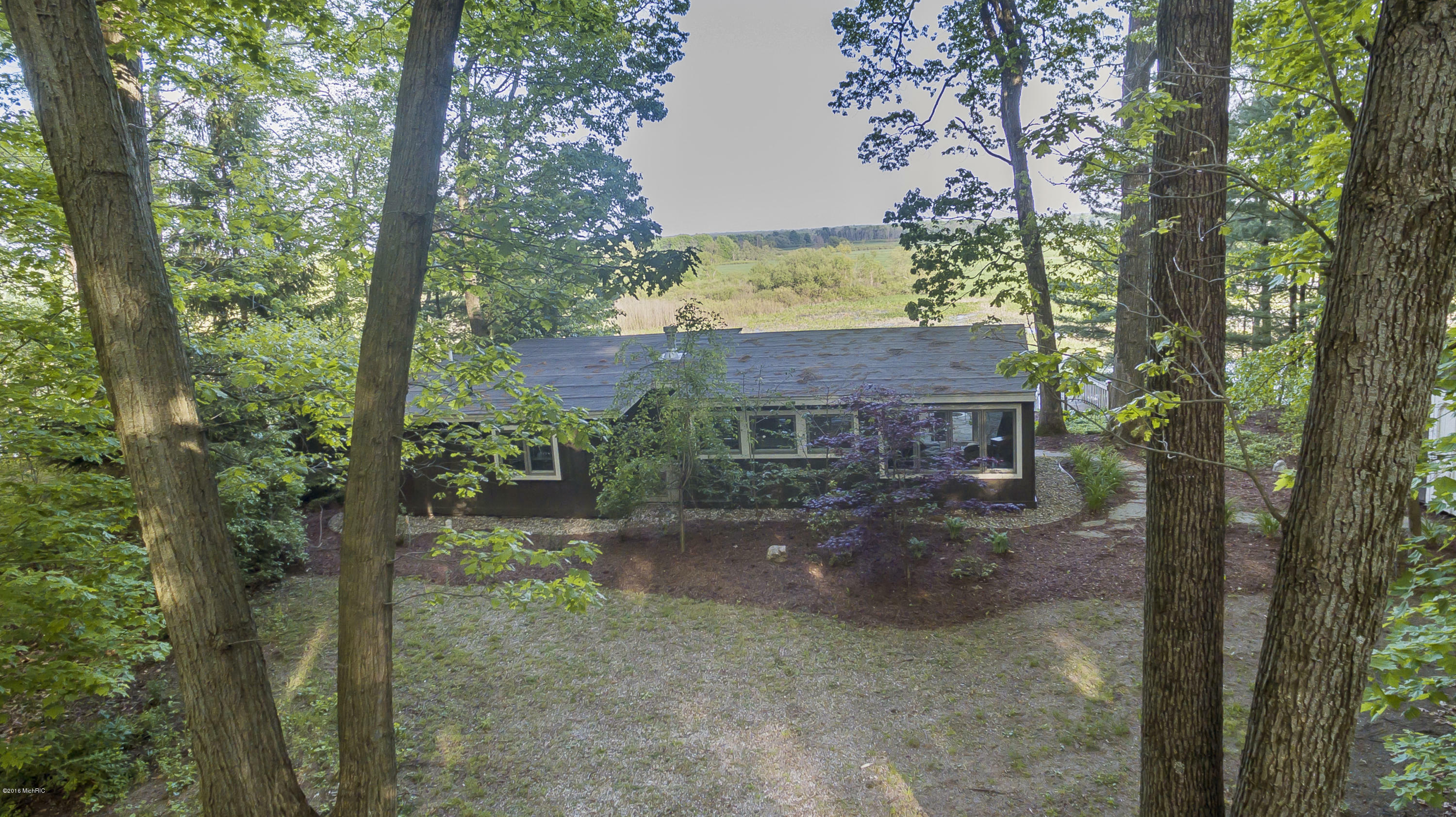 Property Photo:  3141 Indian Point Drive  MI 49453 