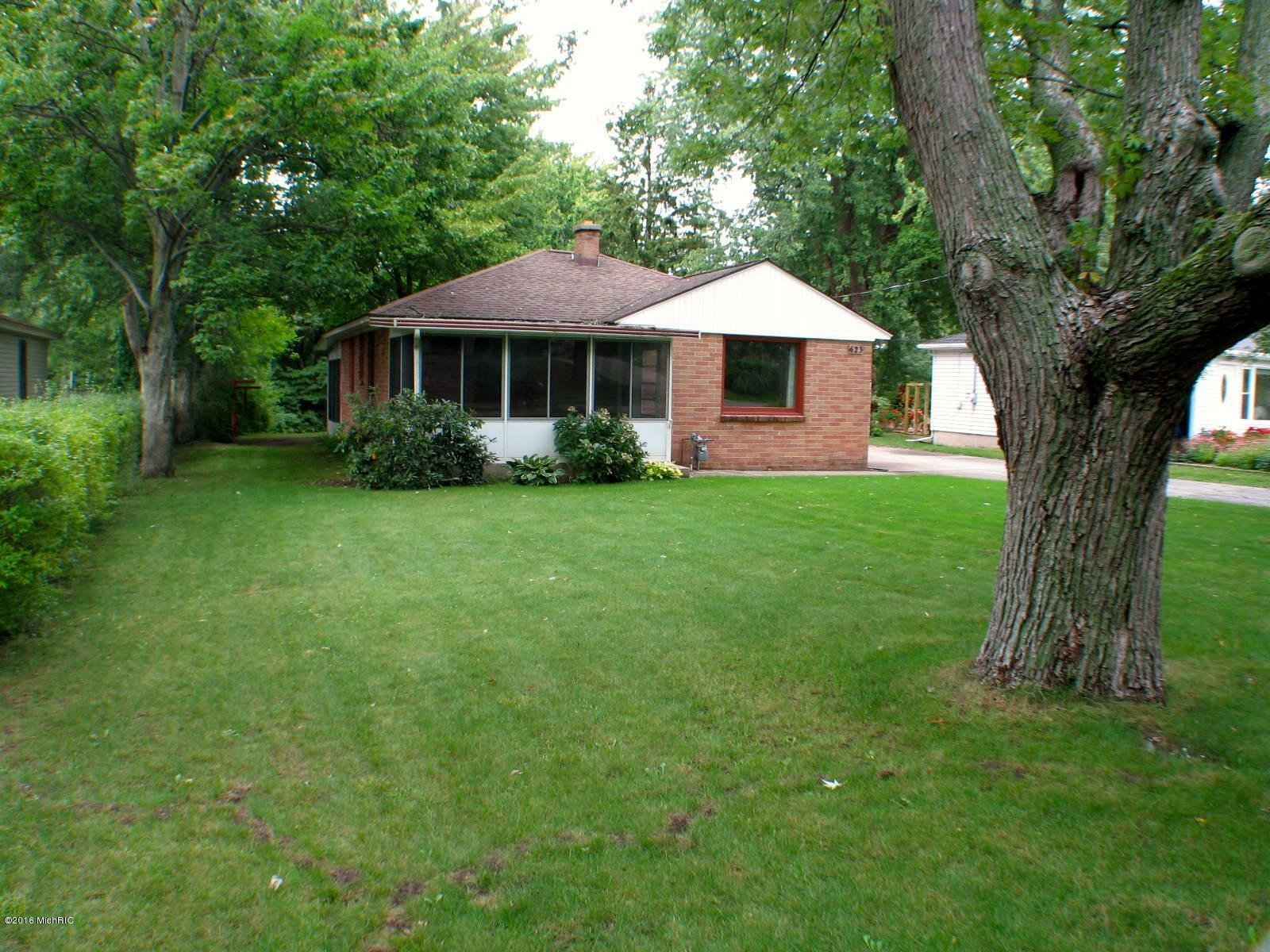 Property Photo:  623 W 29th Street  MI 49423 