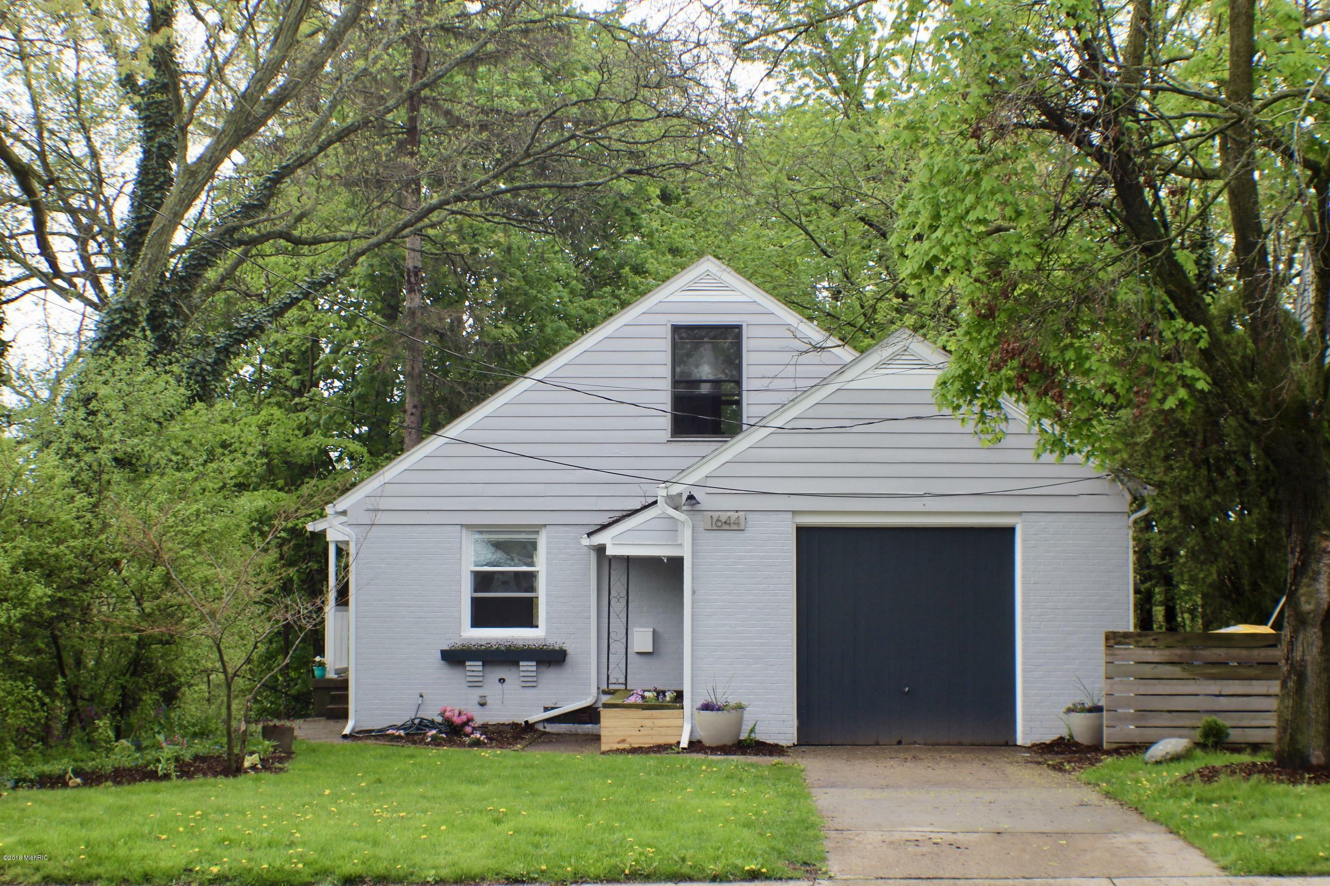 Property Photo:  1644 Boston Street SE  MI 49506 