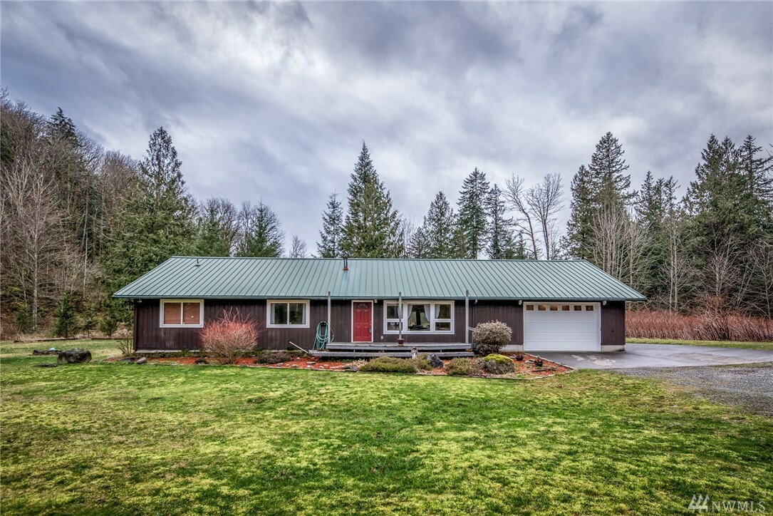 Property Photo:  9075 Kendall Rd  WA 98295 