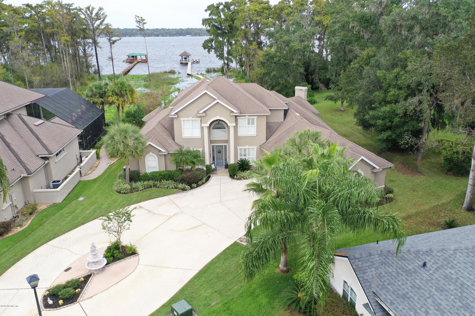 Property Photo: 1791 Hideaway Hill Court FL 32068