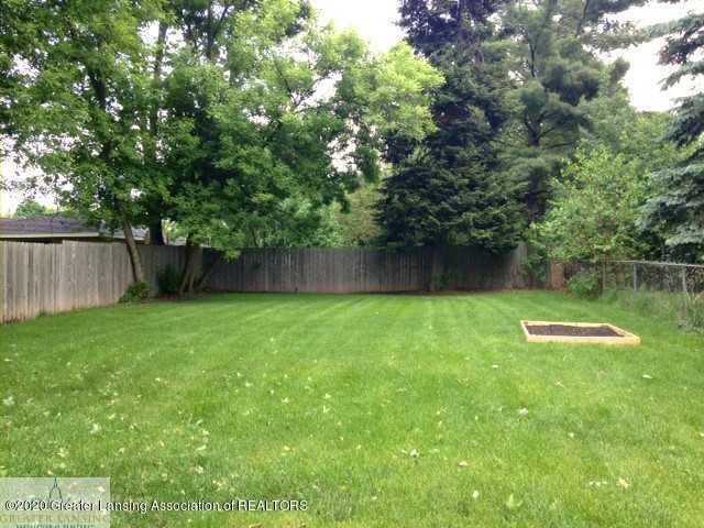 Property Photo: 412 W Third Street MI 48813