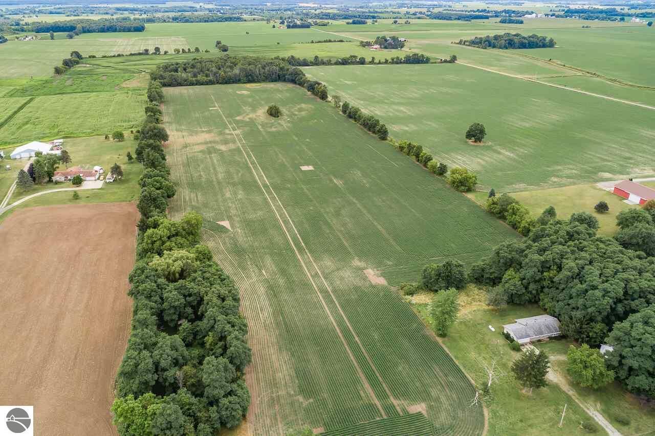 Property Photo:  5653 W Monroe  MI 48801 