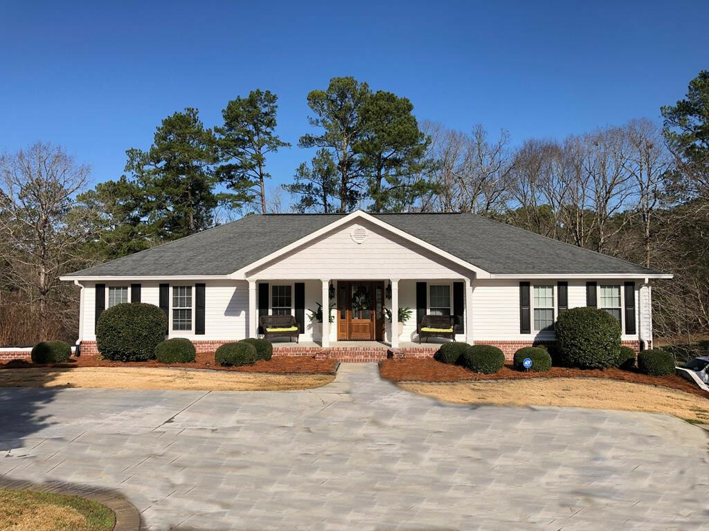 Property Photo:  3028 Surrey Road  GA 30824 