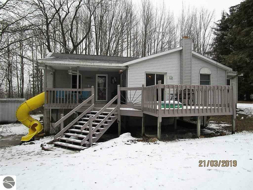 Property Photo:  8675 S Hemlock Avenue  MI 48622 