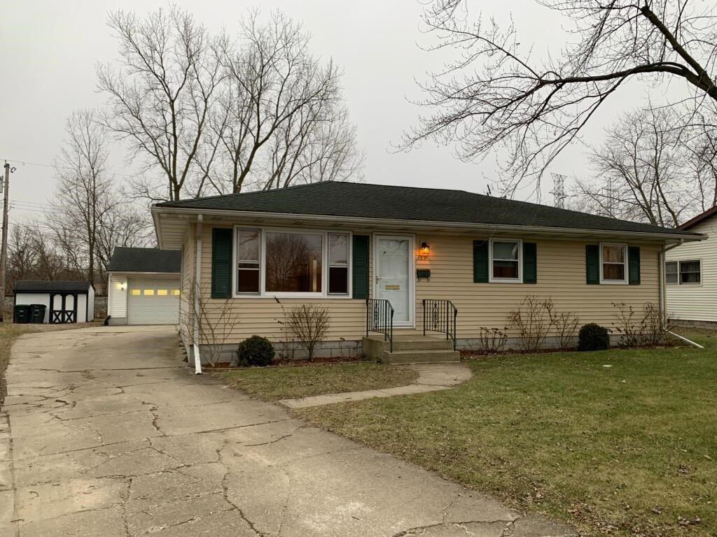 Property Photo: 1621 W 2nd Street IN 46342